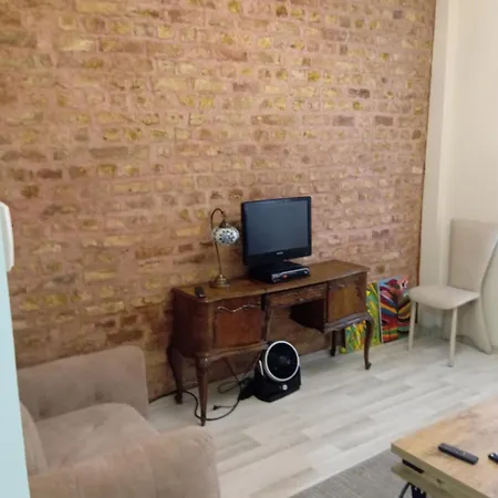 Apartment Sari Konak *